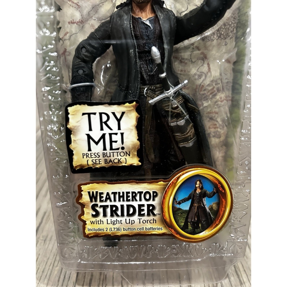 Lord of the Rings FOTR Strider Weathertop with Light Up Torch Figure - Picture 3 of 6